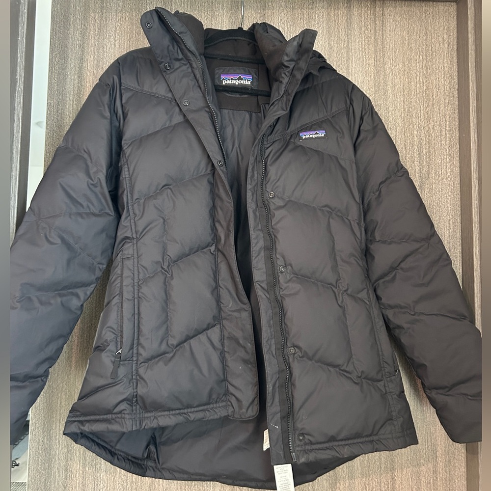 Patagonia women’s down jacket black medium